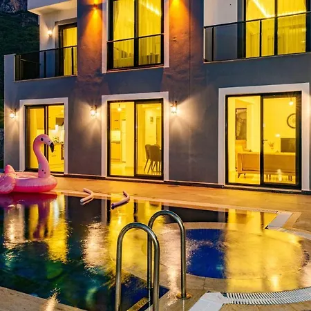 Villa Atlantis - 4 Bedroom In Hisaronu *