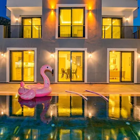 Atlantis - 4 Bedroom In Hisaronu Villa Oludeniz
