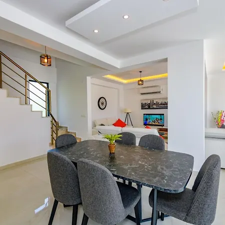 Villa Atlantis - 4 Bedroom In Hisaronu