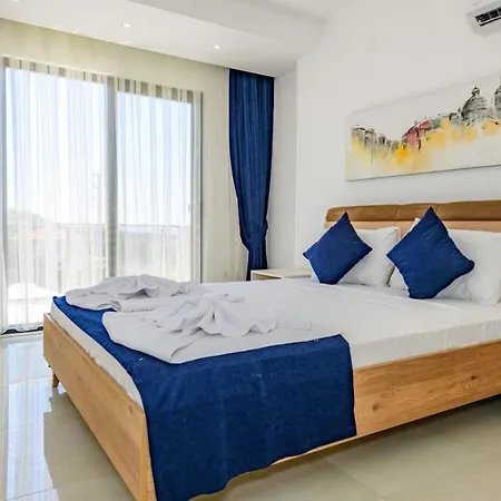 Villa Atlantis - 4 Bedroom In Hisaronu
