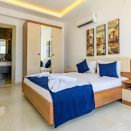 Villa Atlantis - 4 Bedroom In Hisaronu