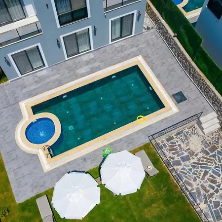 Villa Atlantis - 4 Bedroom In Hisaronu